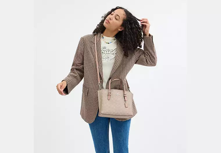 Mollie Tote Bag 25 In Signature Canvas